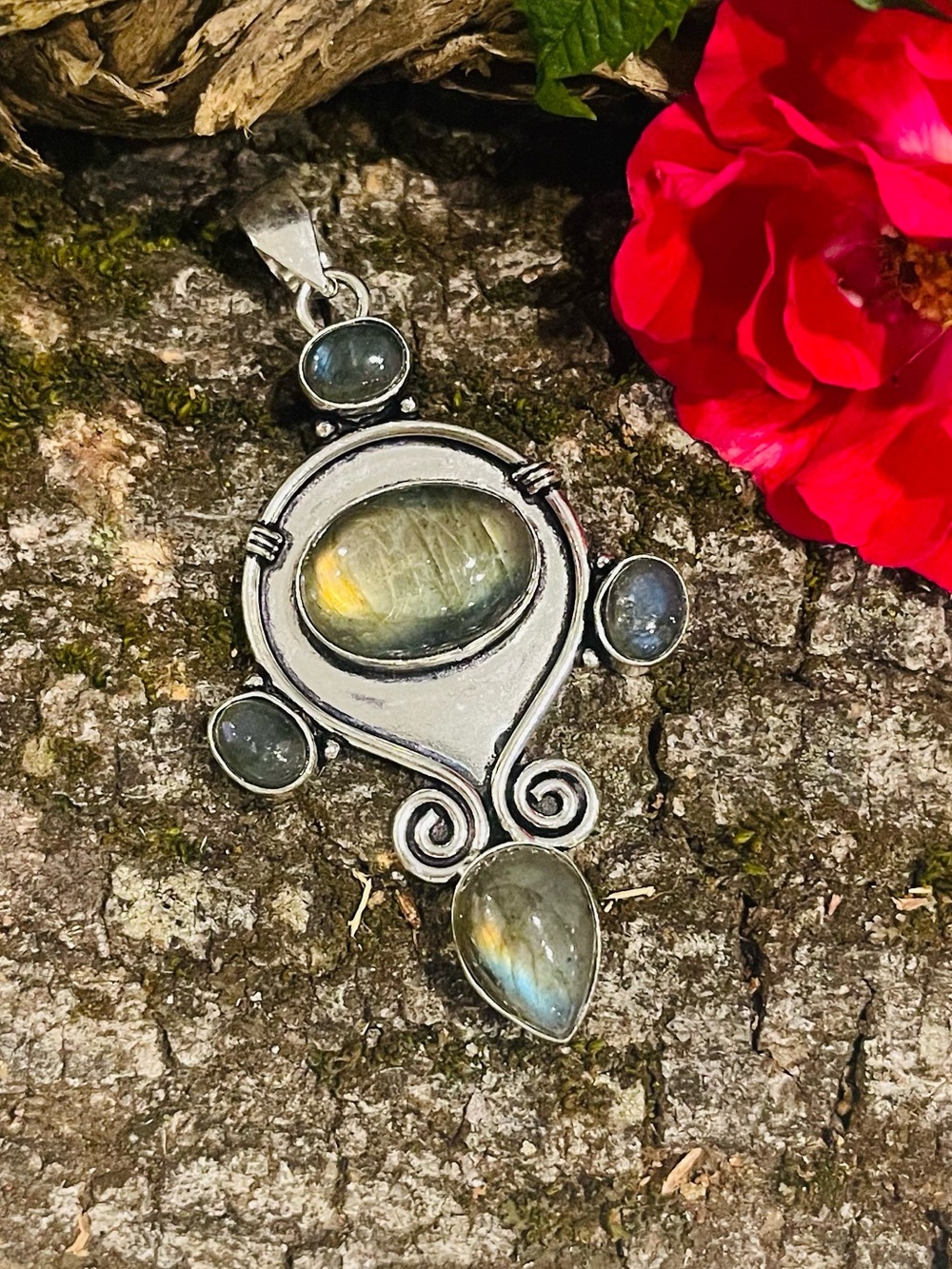 Labradorite 925 Sterling Silver Pendant